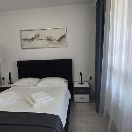 Marina 3 * 康斯坦察